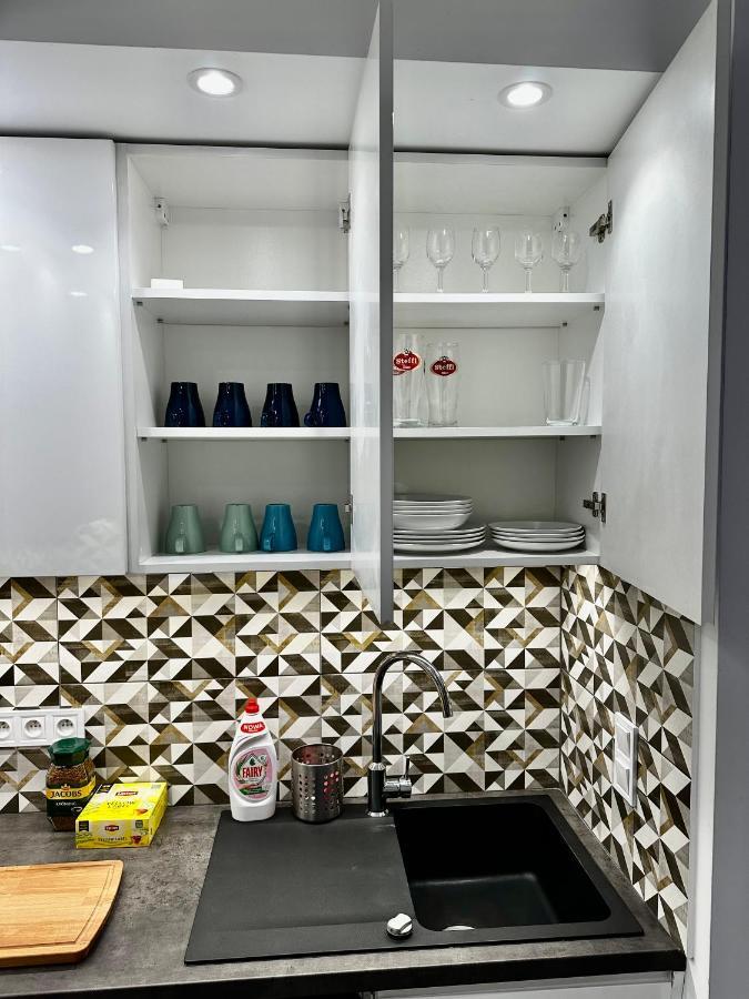 5 Air Condition Wifi 75'tv Netflix Hbo Appletv Apartament Warszawa