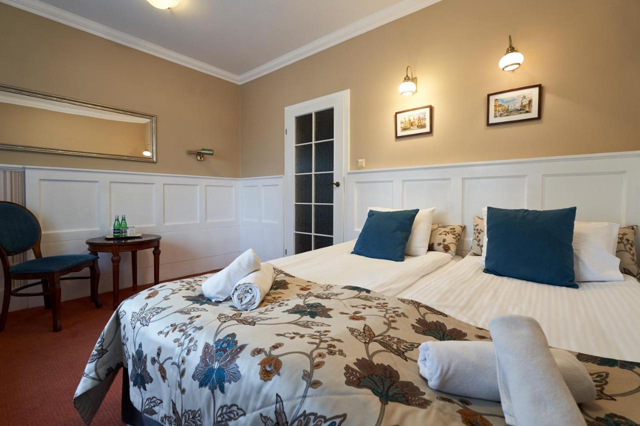 Bed & Breakfast American House Hennela 2*