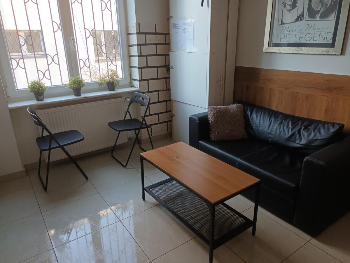 Polsland Hostels Airport * Warsaw