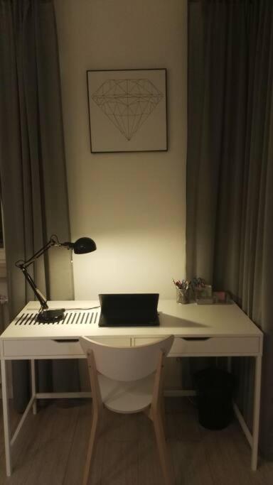 New Cozy Near The Center, Mokotow Apartament