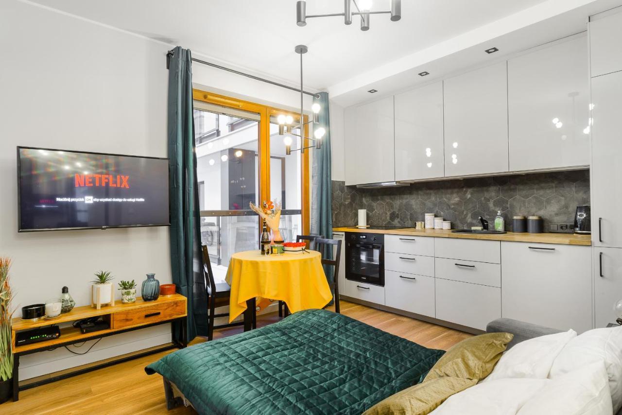 Apartamento Modern With Access To The Pool Near Rondo Daszynskiego Station *