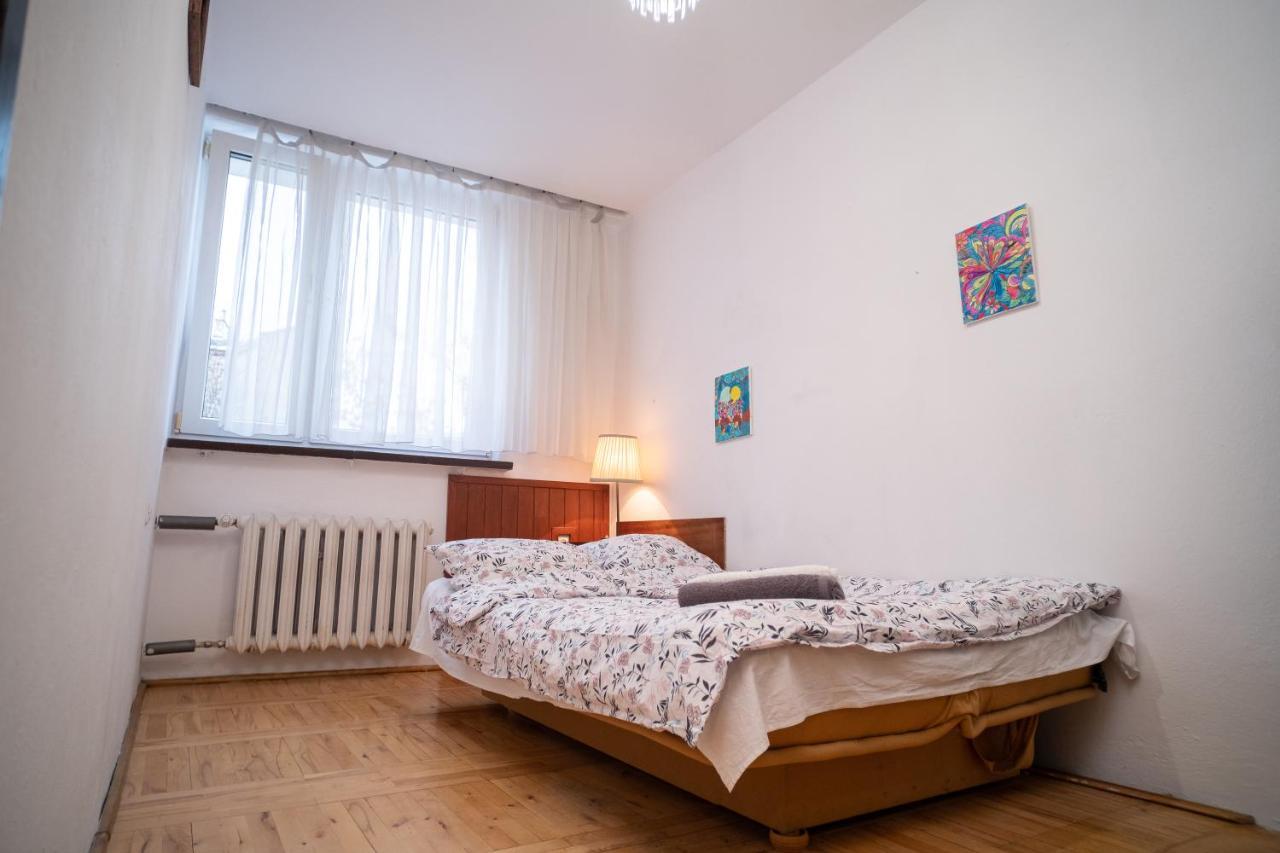 Apartrooms Near Metro Dw Wilenski Dnf Apartamento