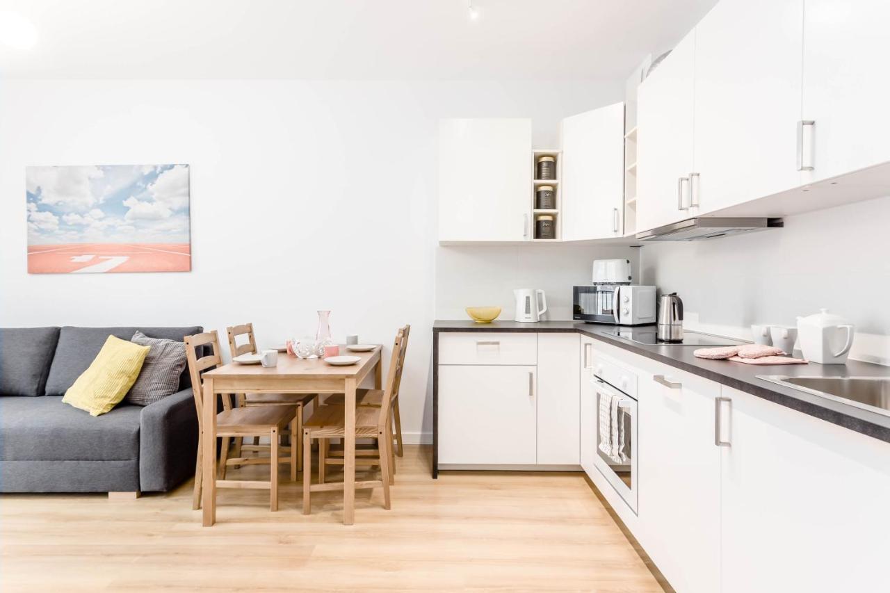 Enjoy! Ursus Apartment Warschau