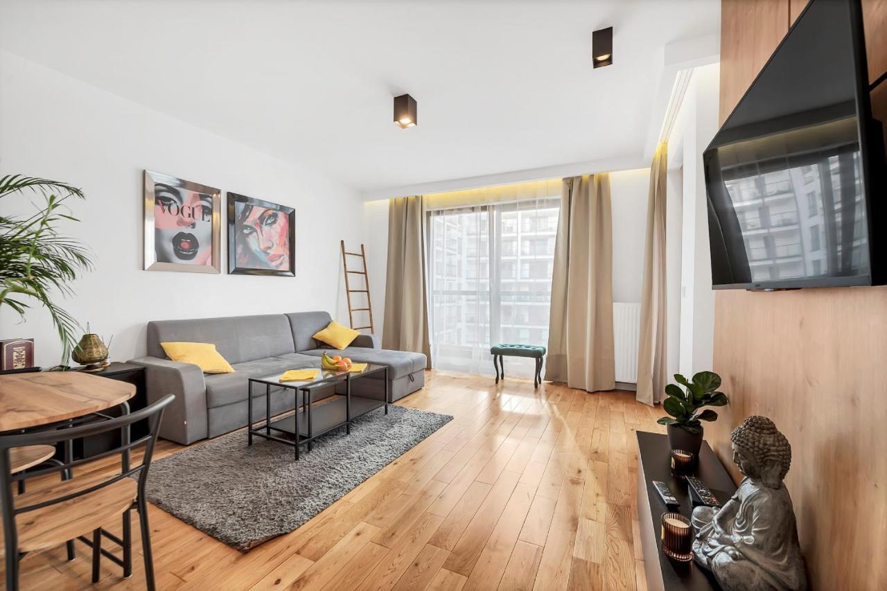 Modern With Access To The Pool Near Rondo Daszynskiego Station Căn hộ Warsaw