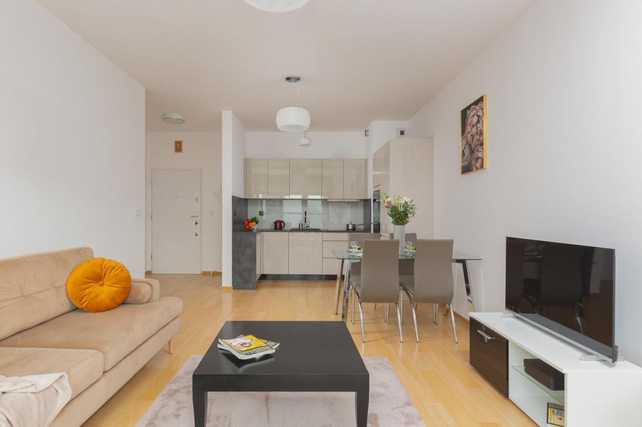Dzielna Wola By Renters Warszawa