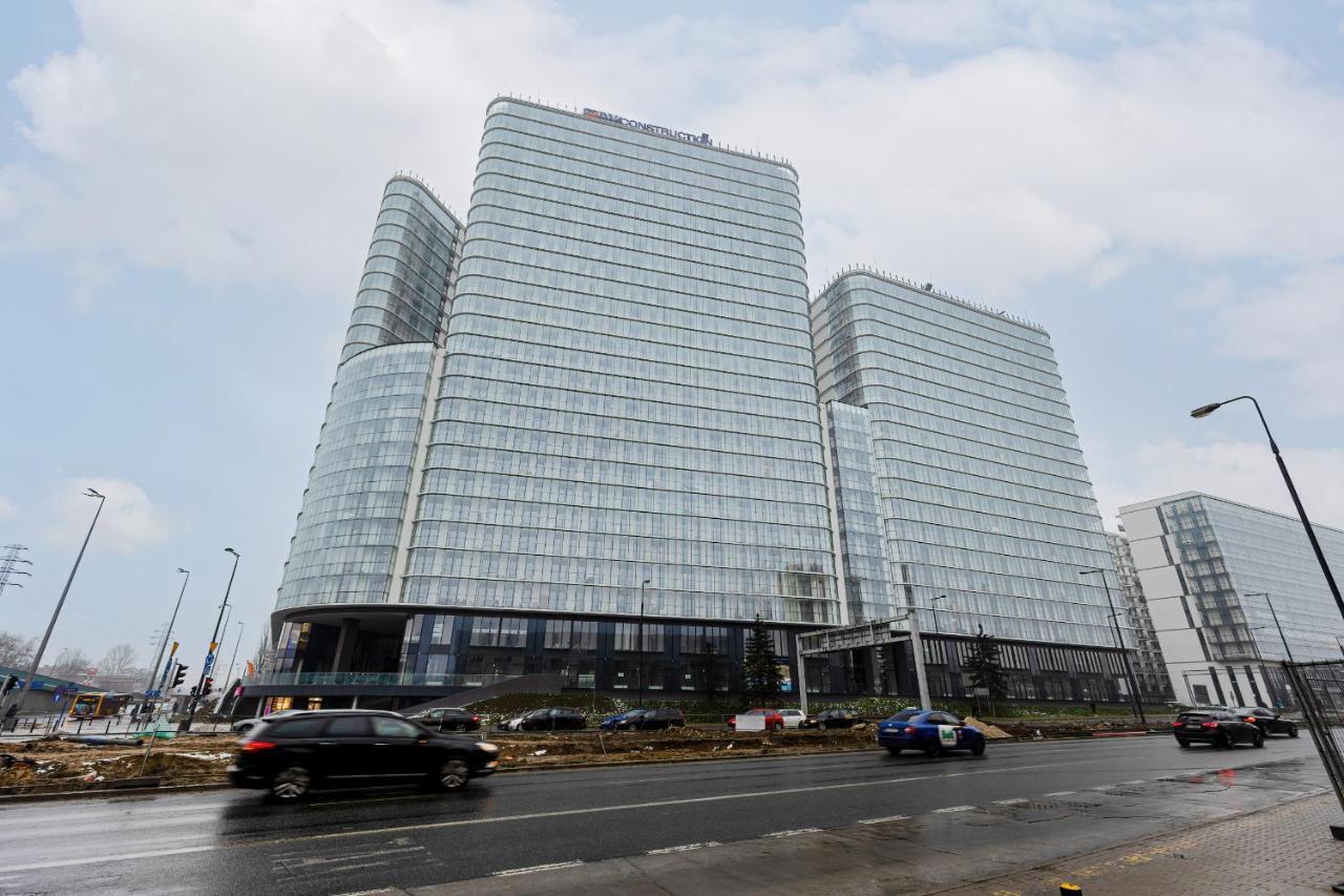 Kasprzaka With Ac & Parking By Renters Prestige Apartment