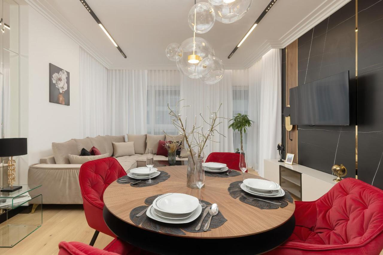 Kasprzaka With Ac & Parking By Renters Prestige * Warschau