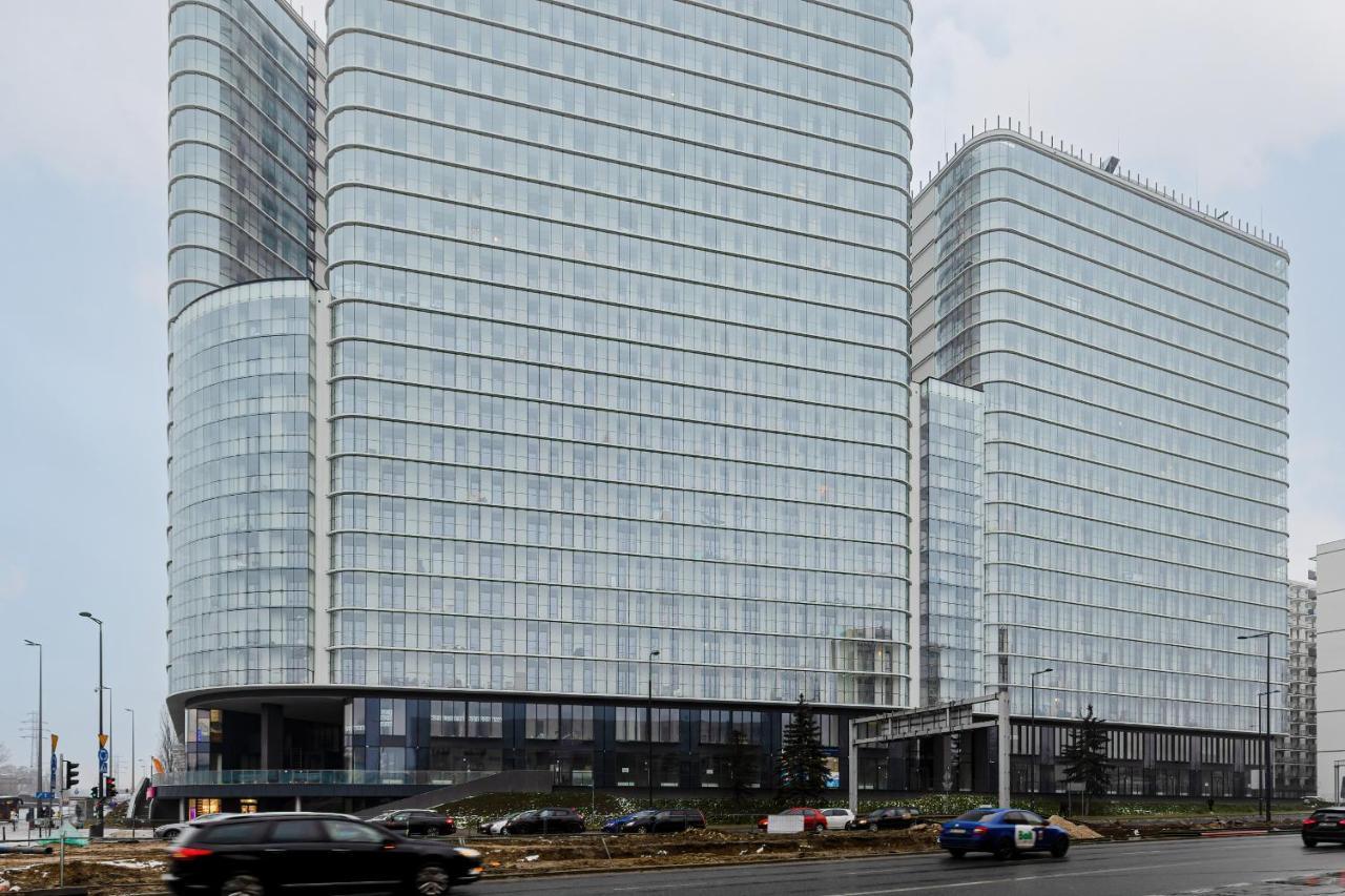 Kasprzaka With Ac & Parking By Renters Prestige