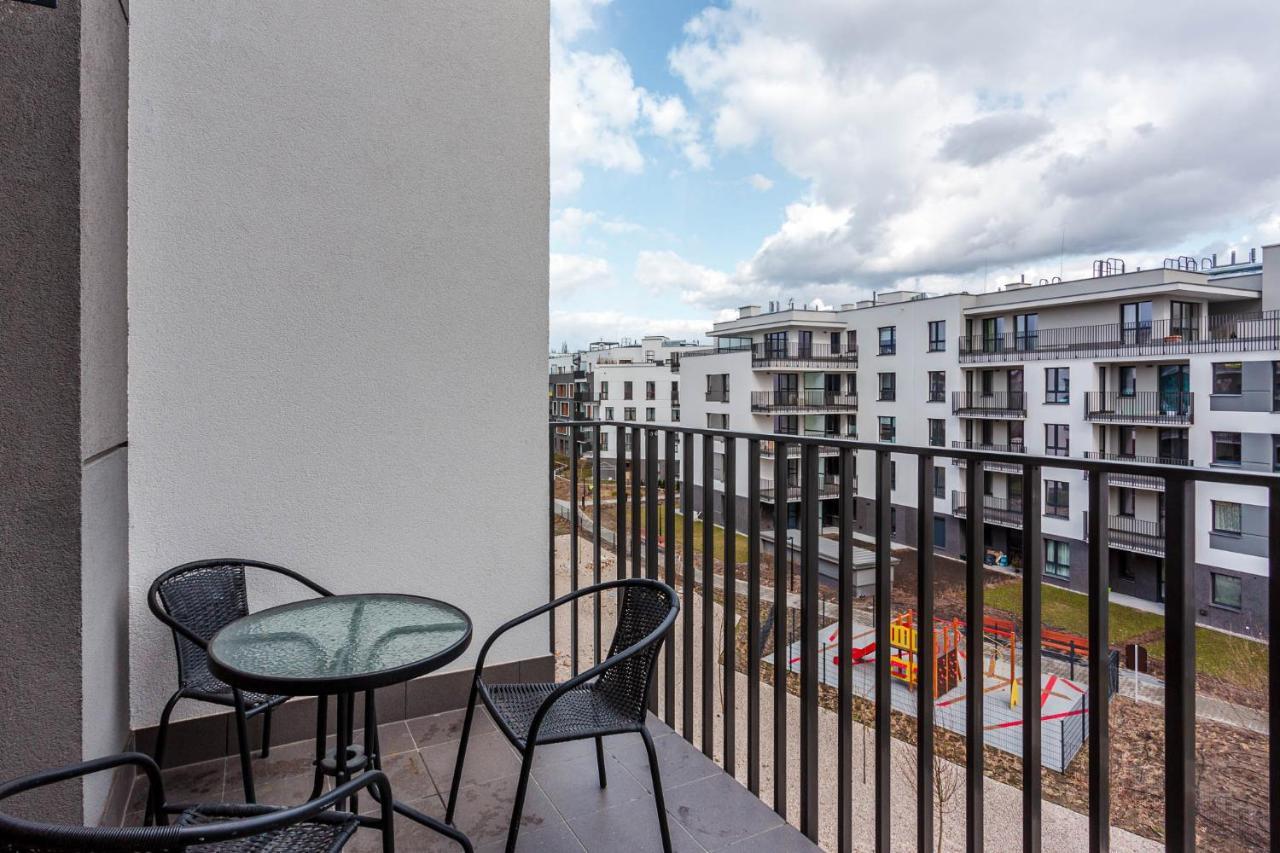 Chill Airport Ursynow Apartment