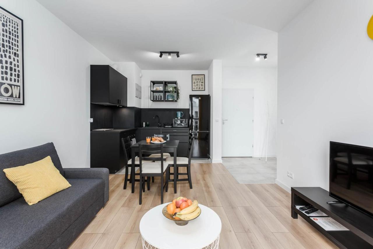 Chill Airport Ursynow Apartment