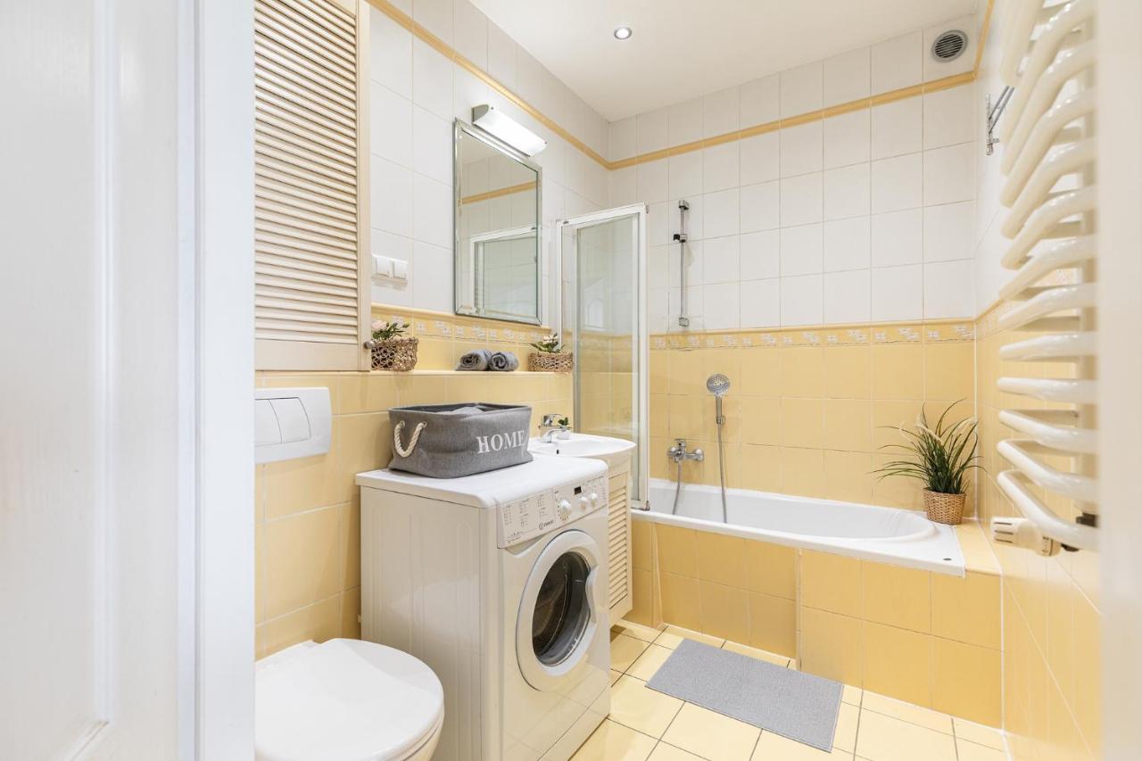 Apartment Superapart Powstancow Slaskich 106d Warsaw