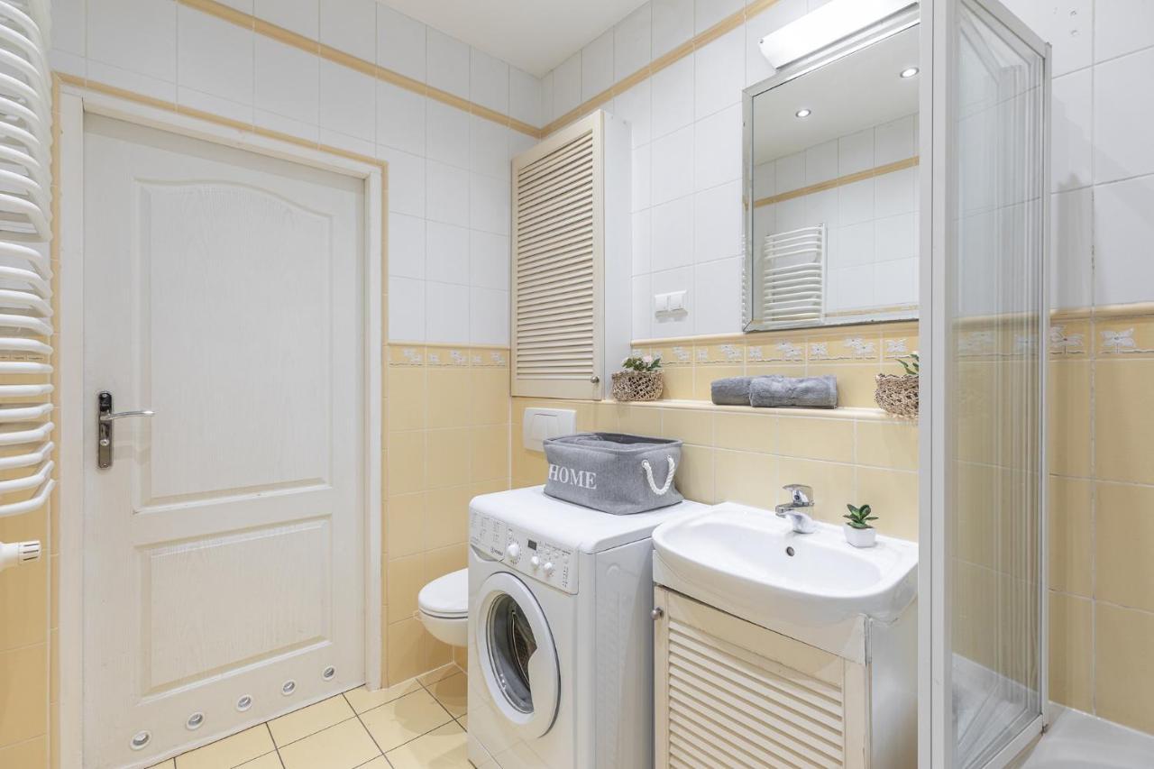 Apartment Superapart Powstancow Slaskich 106d Warsaw