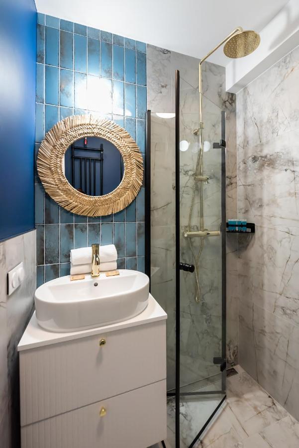 Royal Baths Flora Apartment