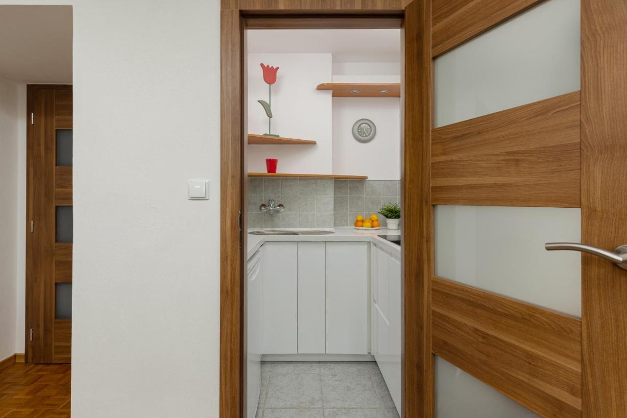 Apartment Charming Ludna By Renters *