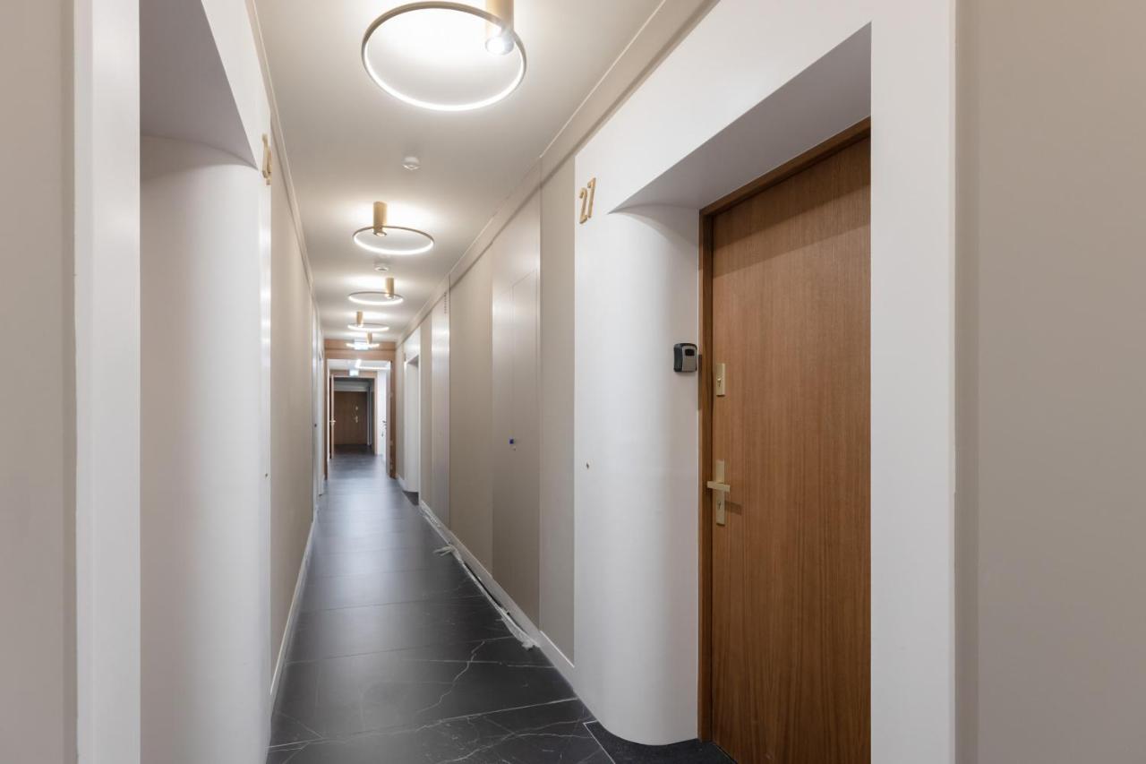 With Terrace Rezydencja Lazienki Park By Renters Prestige Apartment Warsaw