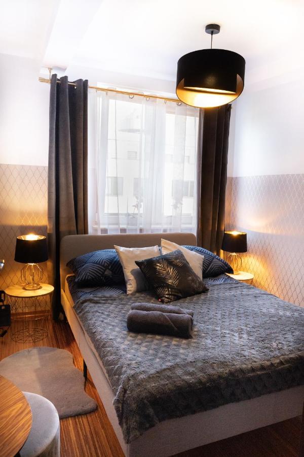 Clicktheflat Piekna Center *