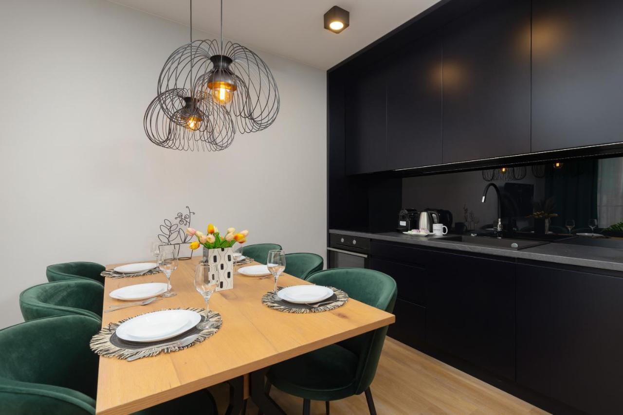 Habicha Three-room With Parking By Renters