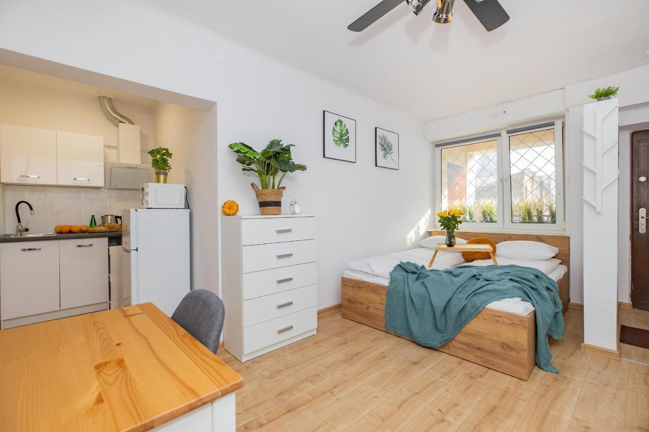 Shortstaypoland Zlota Apartment