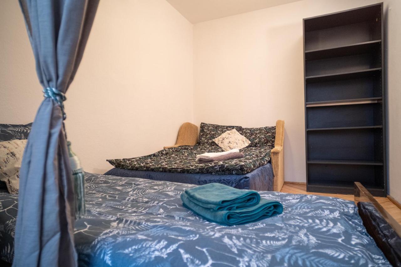 Apartamento Apartrooms Near Metro Dw Wilenski Dnf *
