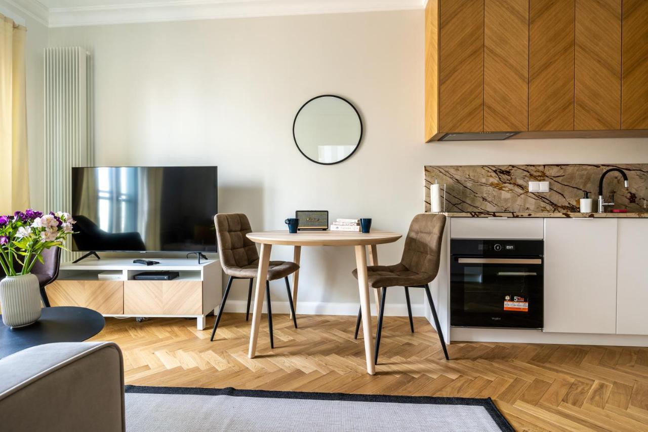 Apartamento Golden - Mennica Varsóvia