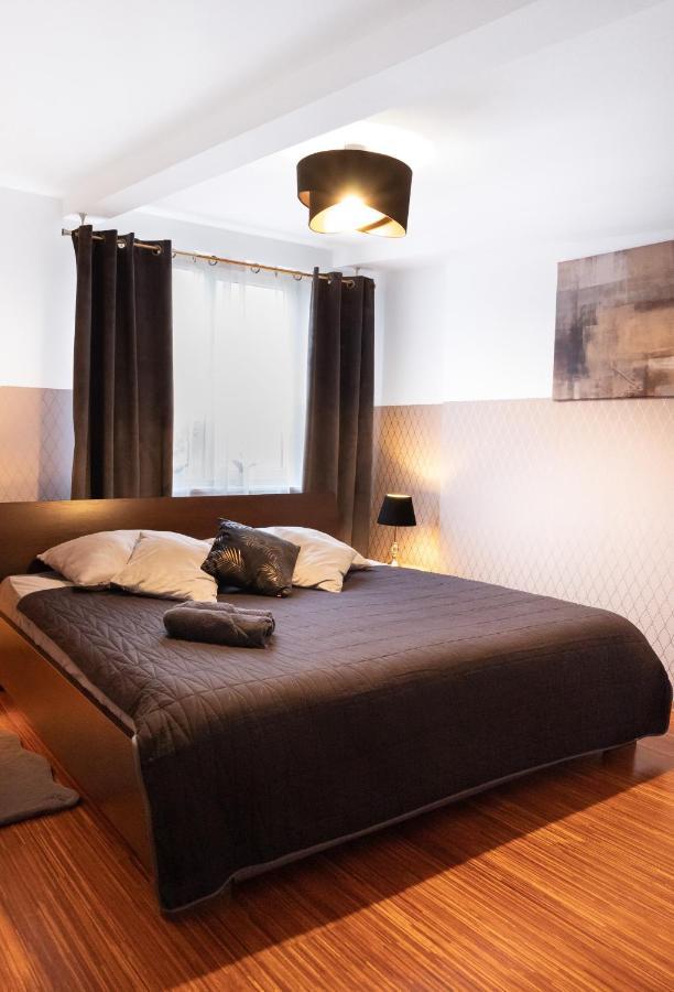 Clicktheflat Piekna Center