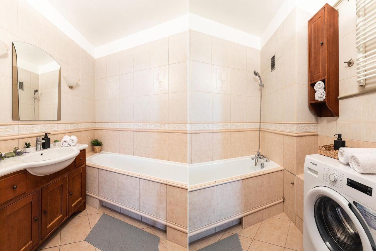 Room, Pirenejska 20 Cozy Apartamento *