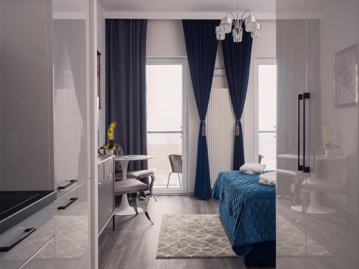 Căn hộ Prymasa Tysiaclecia 83a Center Viev Free Garage By Perfect 531 Warsaw