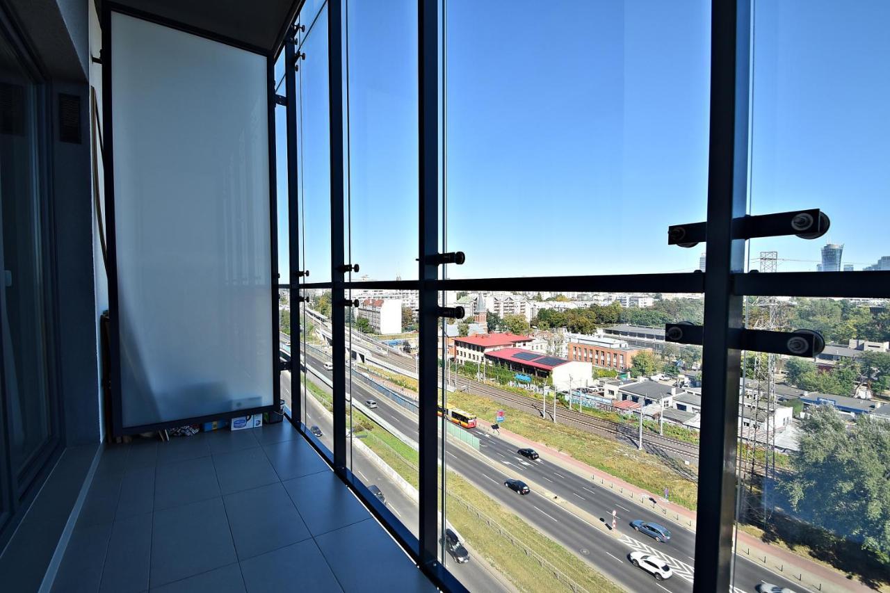 Apartment Prymasa Tysiaclecia 83a Center View By Perfect