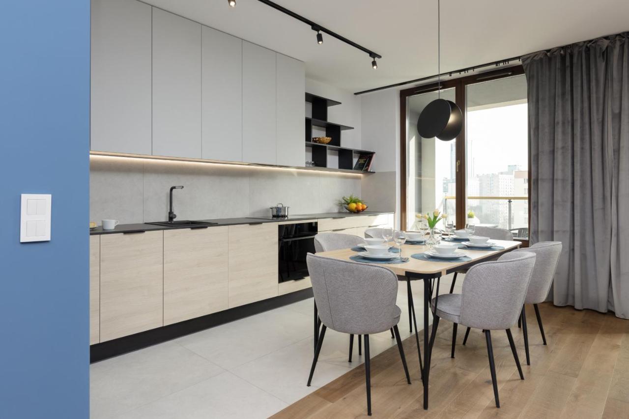 Apartment Business Wola With Parking Place By Renters *