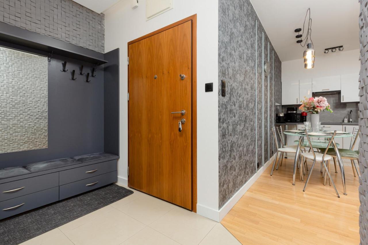 Apartment Park Arkadia With Parking Mokotow By Renters *