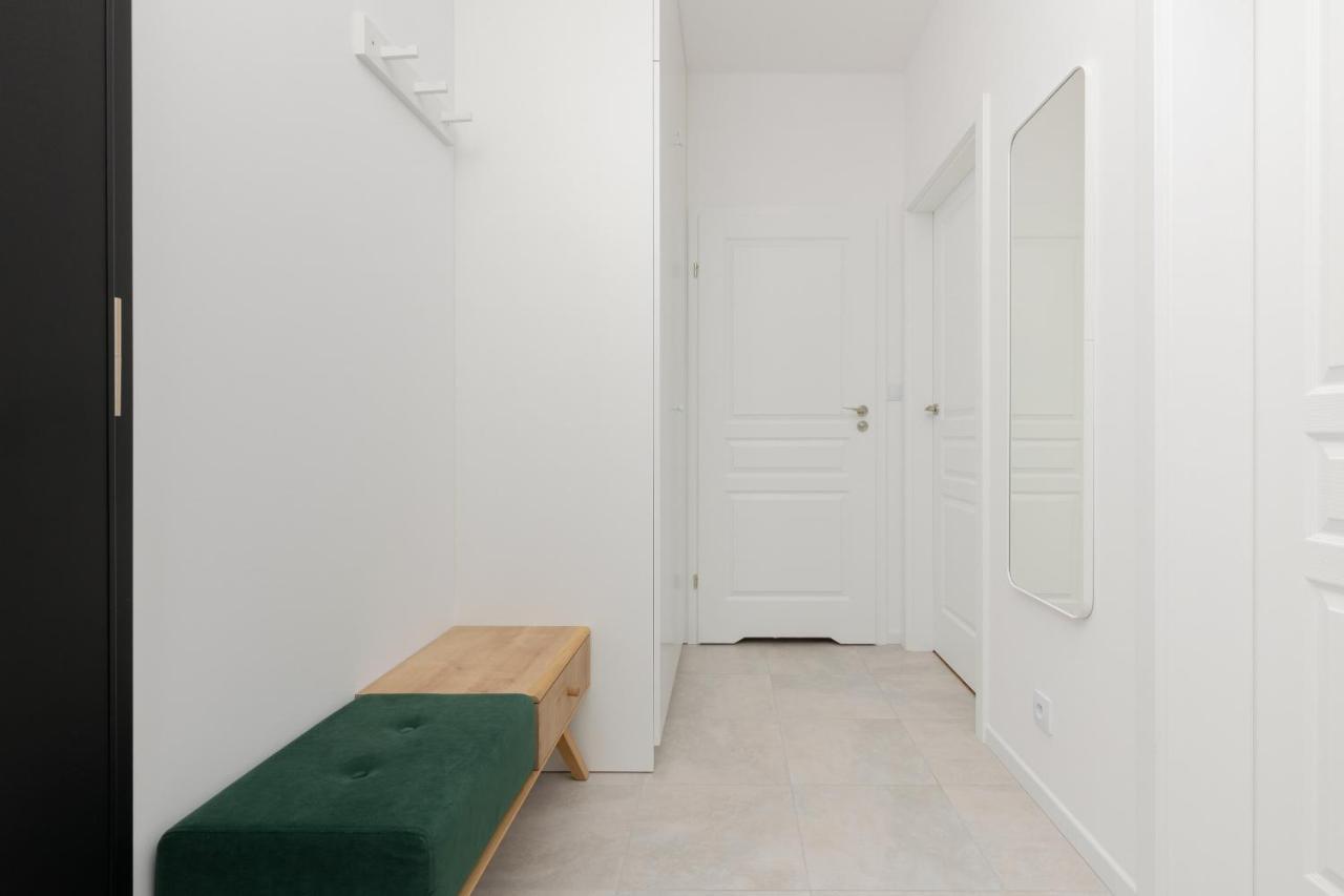 Stacja Wola With Parking By Renters Warsaw