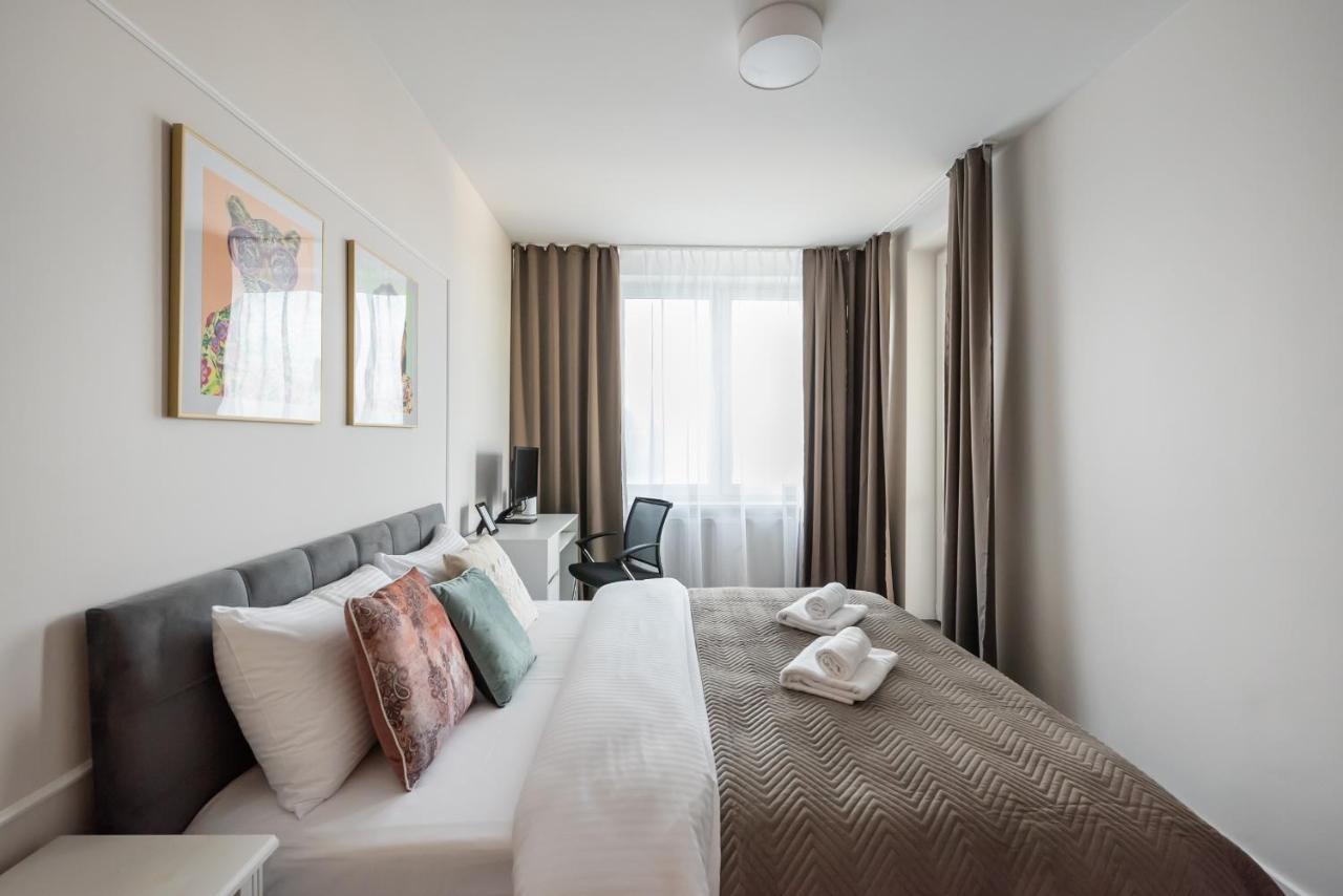 Apartment Wola Park Lovely - Near Metro Warsaw