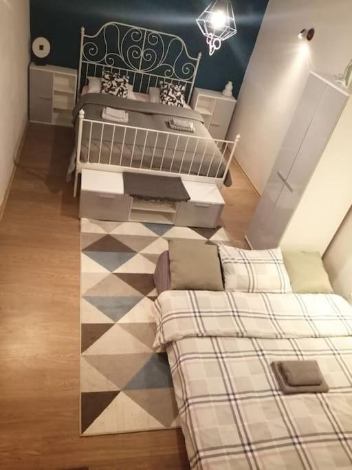 Apartament Charming Flat In A Great Location