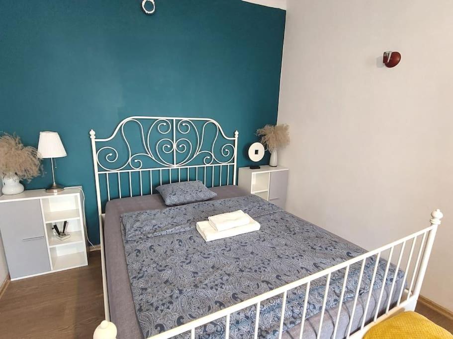 Apartament Charming Flat In A Great Location
