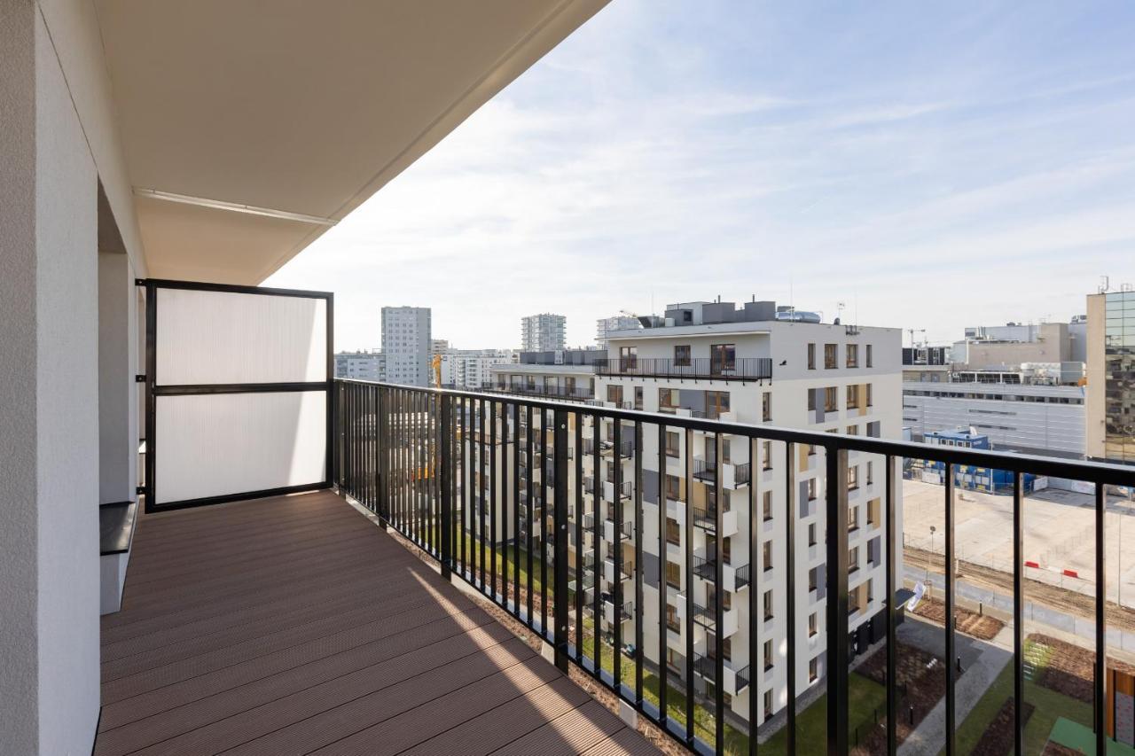 Optykow Spacious & Cosy With Parking By Renters Warsaw