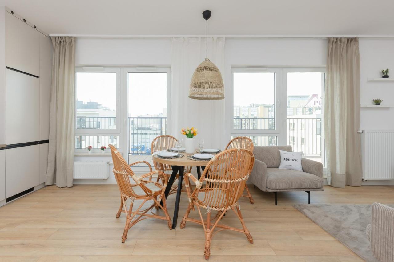 Optykow Spacious & Cosy With Parking By Renters Warsaw