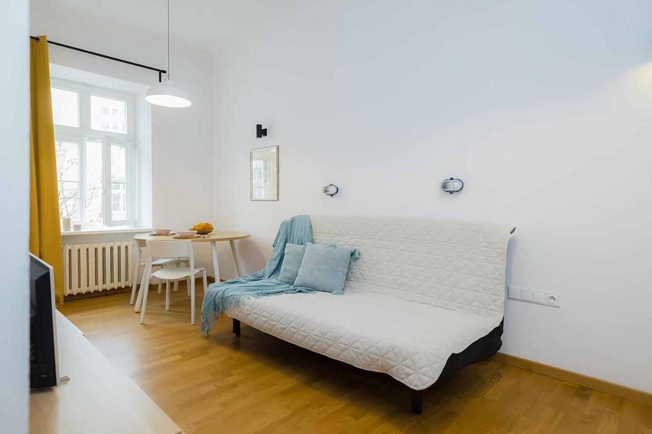 Apartment Studio In Centrum With Netflix Warsaw
