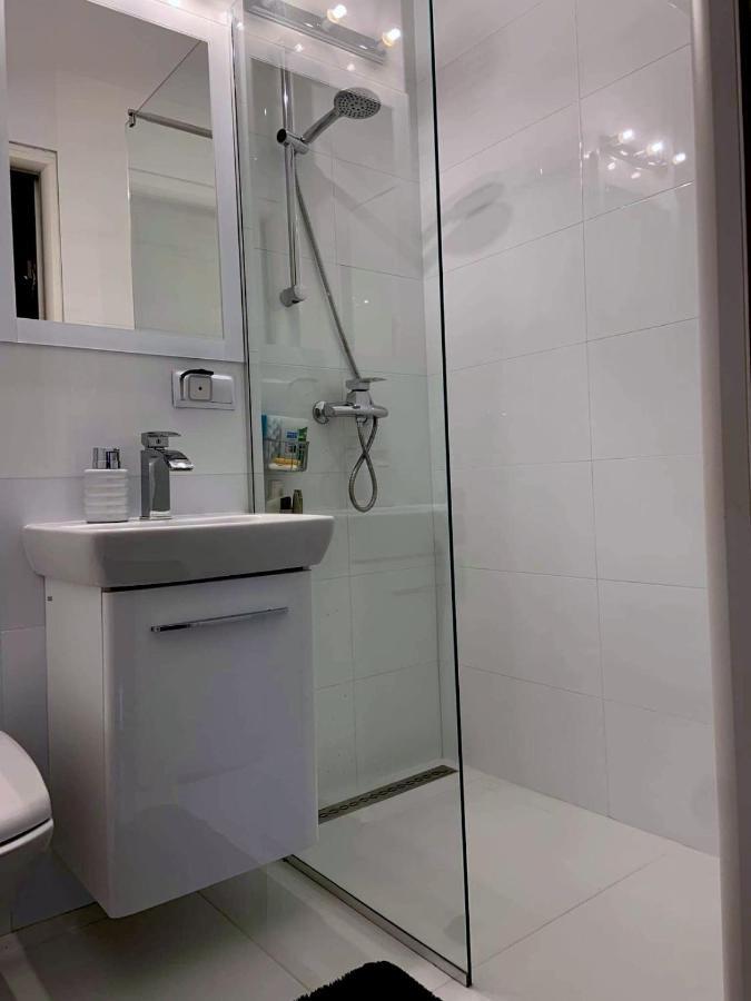 Apartament Przy Chlodnej Warsaw