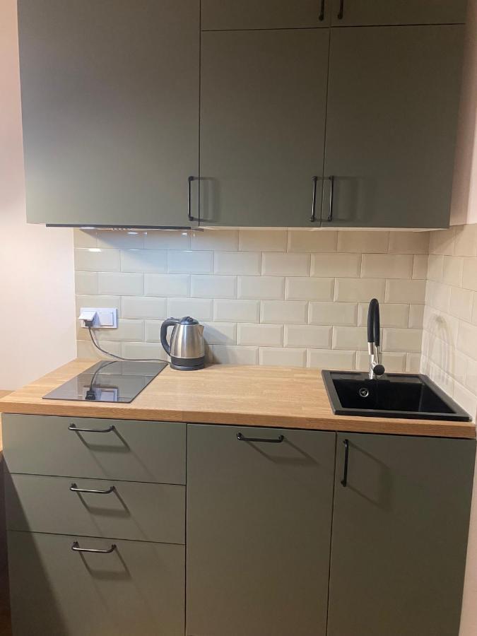 Airport Kl21 - Air Condition & Free Parking Apartment Warschau