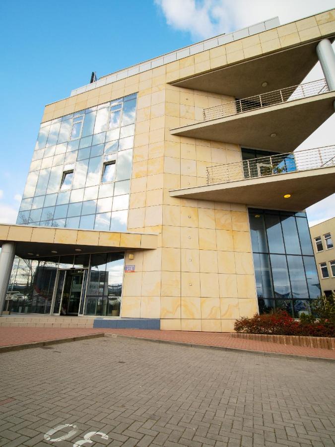 Aleje Jerozolimskie 216 By Perfect Warszawa