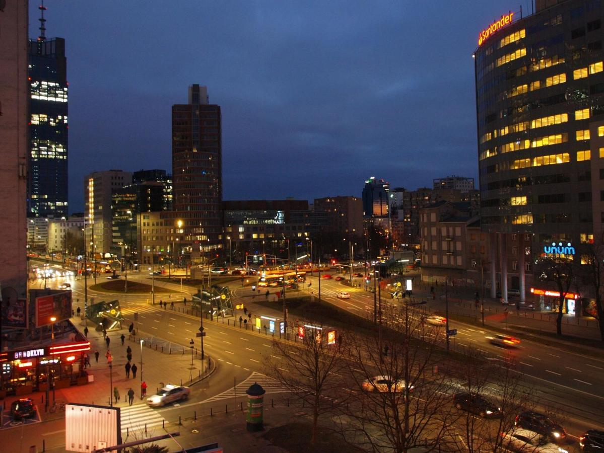 Rondo Onz * Warsaw