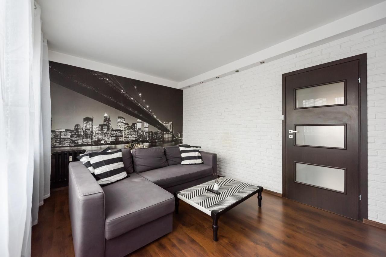 Mokotow Contemporary Apartment *