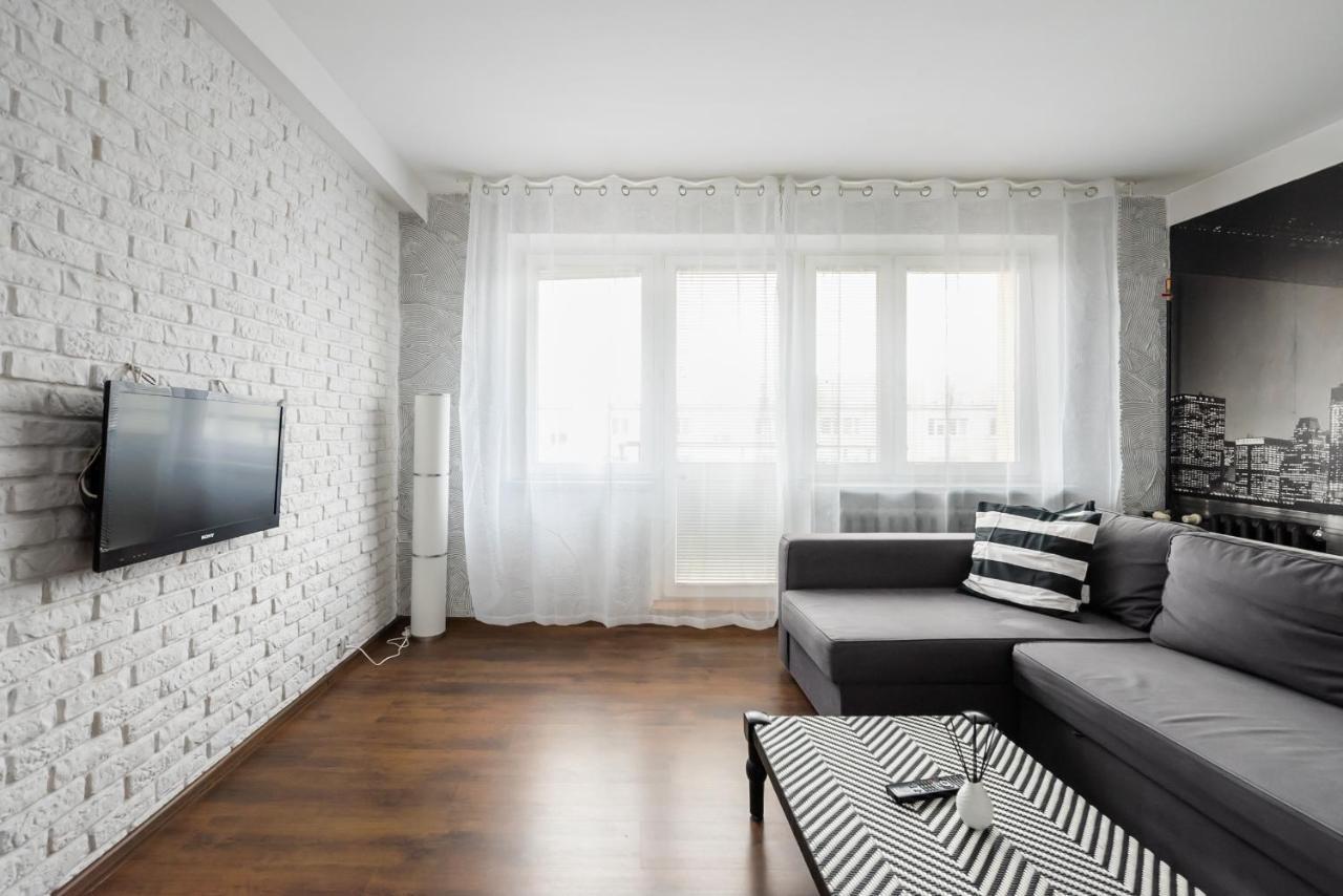 Mokotow Contemporary Apartment