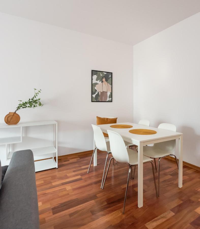 Wola Sunshine Free Parking Apartment *