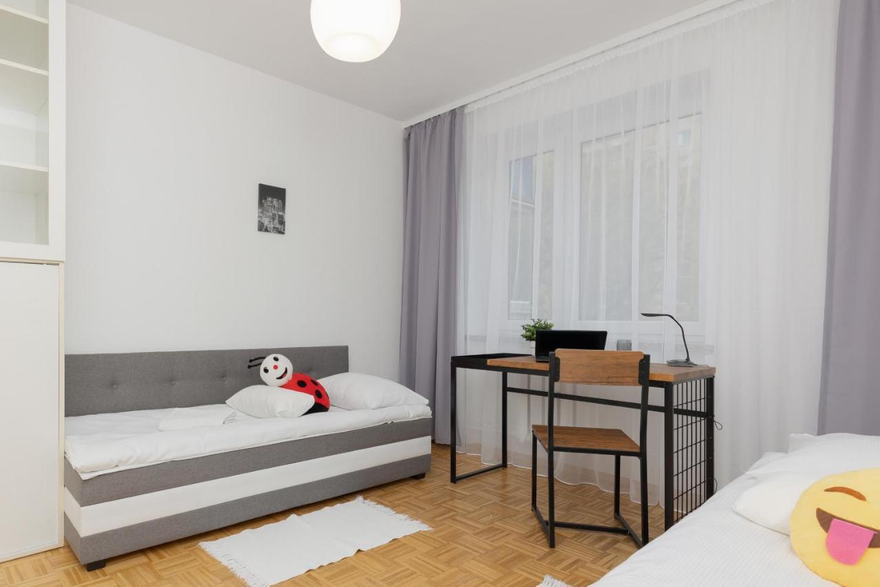 Apartment Family Bogatynska Bemowo By Renters *