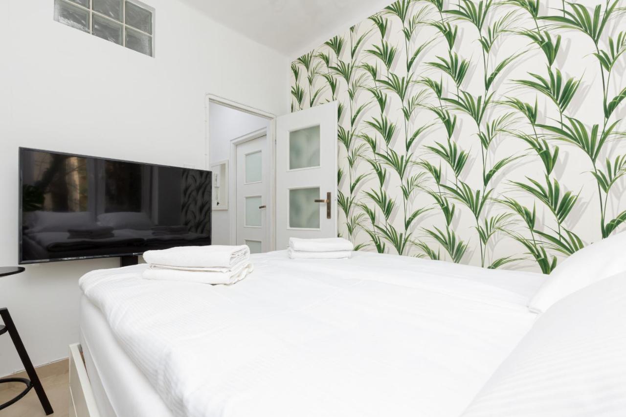 Apartment Metro Szwedzka Beautiful Praga By Renters Warsaw