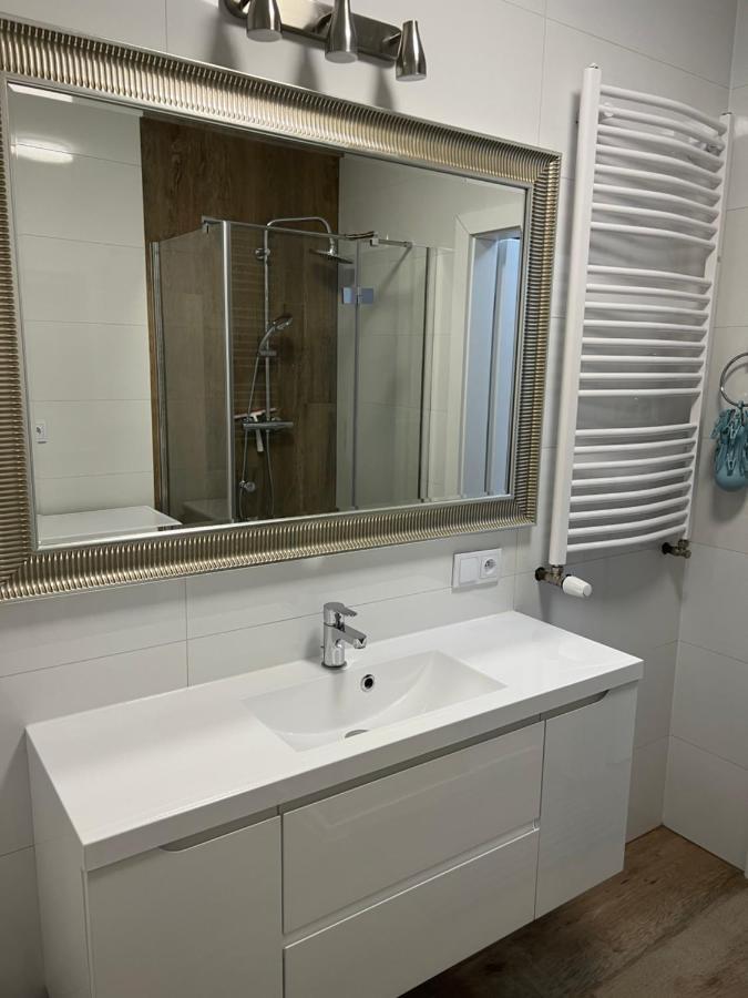 Krakowska Blue Studio Free Parking 2 Apartment