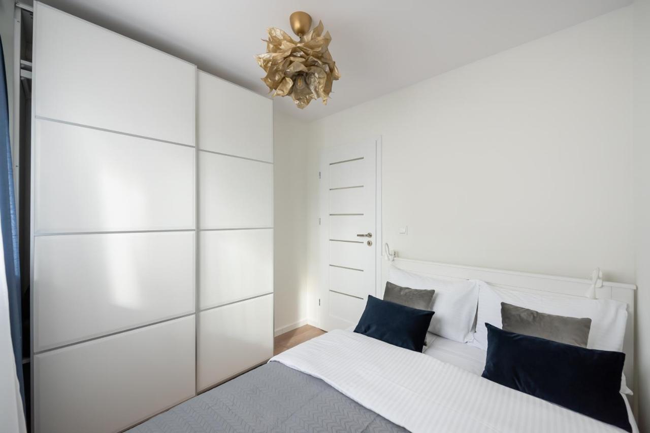 Apartment Chmielna Marble Centre