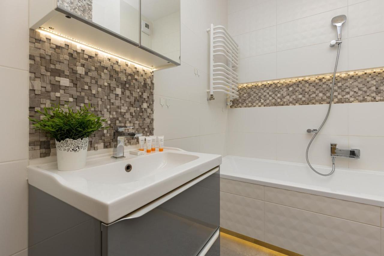 Targowek Pet-friendly With Parking By Renters