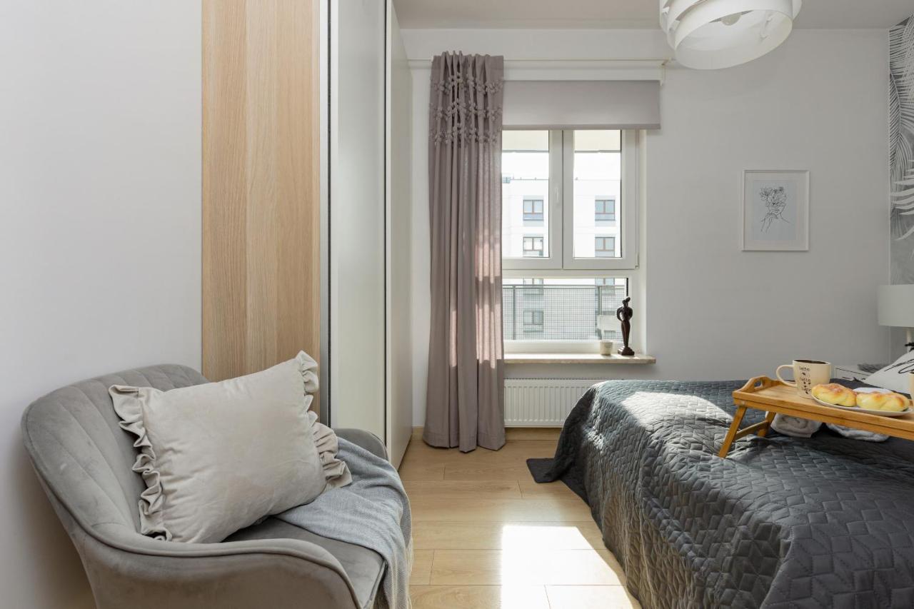 Apartament Targowek Pet-friendly With Parking By Renters Warszawa